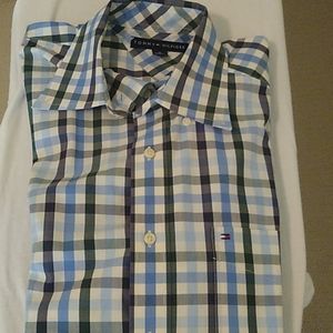 Long sleeve button-down shirt